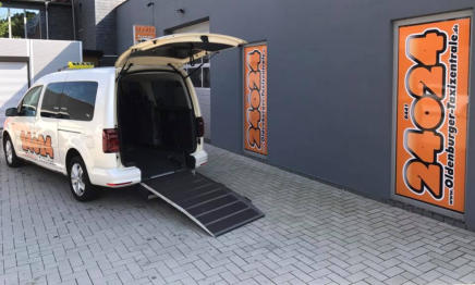 Ihr Taxi in Oldenburg für Rollstuhlbeförderung sitzend